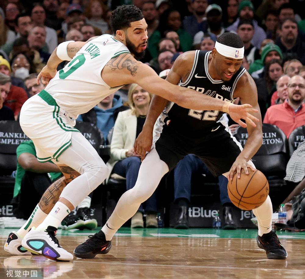 亚历杭德罗 亚历杭德罗